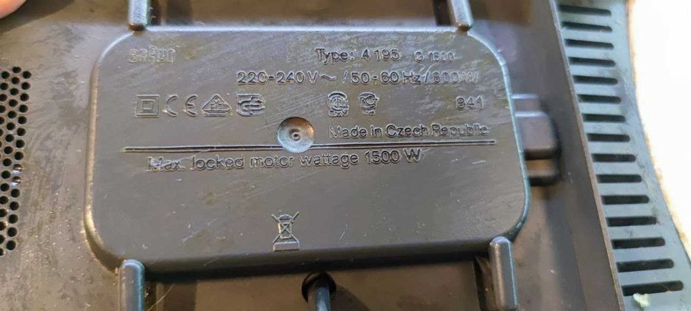 Мотор двигун від м'ясорубки Braun power plus 1500 в зборі