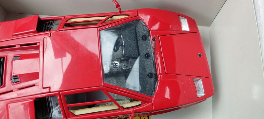Model 1:18 Lamborghini Countach Złom