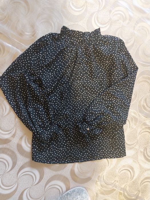 Блузка жіноча "Sinsay"