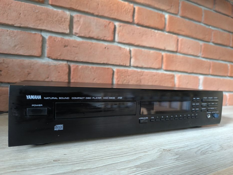 Odtwarzacz CD Yamaha CDX 550E RS