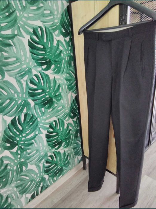 Garnitur szary trzyczęściowy