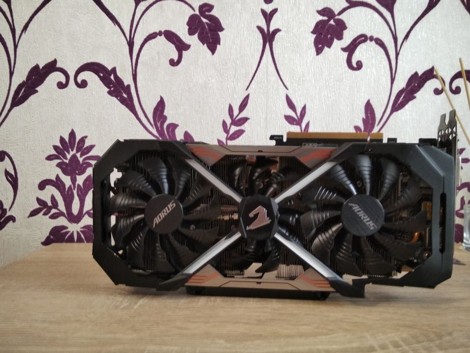 Gigabyte 1080 TI aorus 11gb