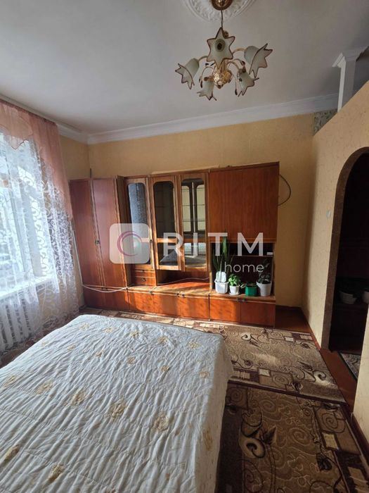 Продам кімнату в гуртожитку на Воз'єднанні!