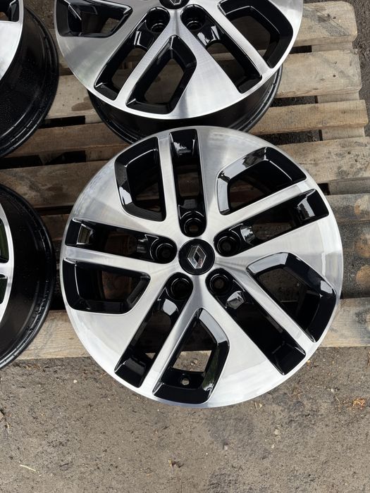 Renault Trafic Opel Vivaro R17 диски