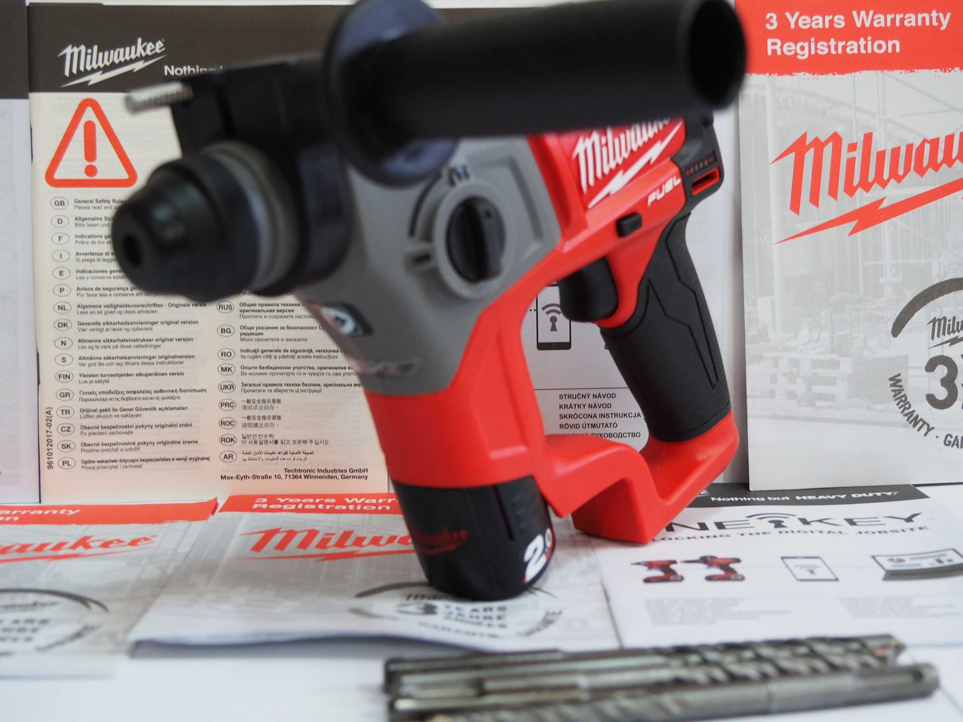 MILWAUKEE M12 CH wiertarka młotowiertarka 12v 2ah bateria SDS