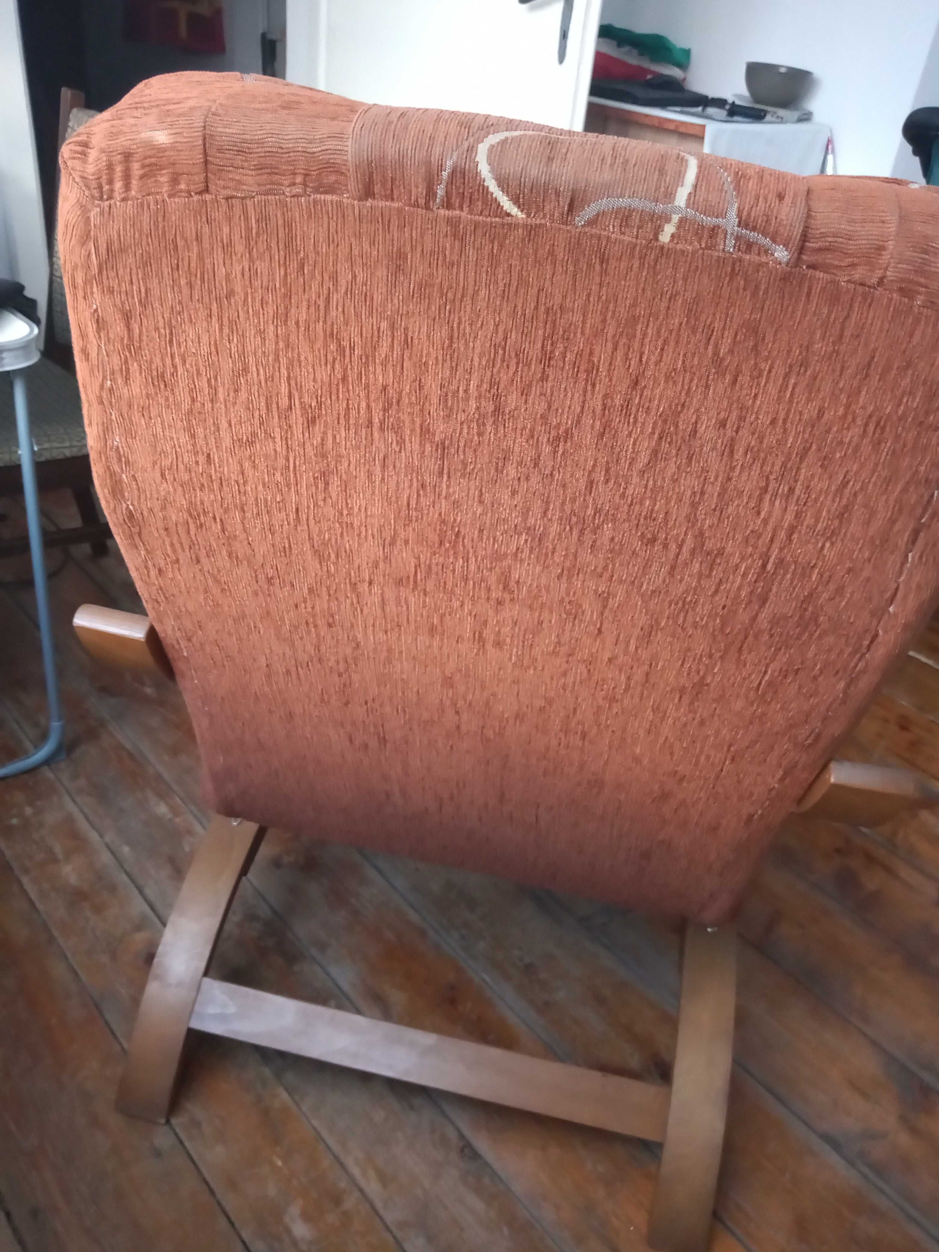 Fotel/krzesło brązowy we wzory