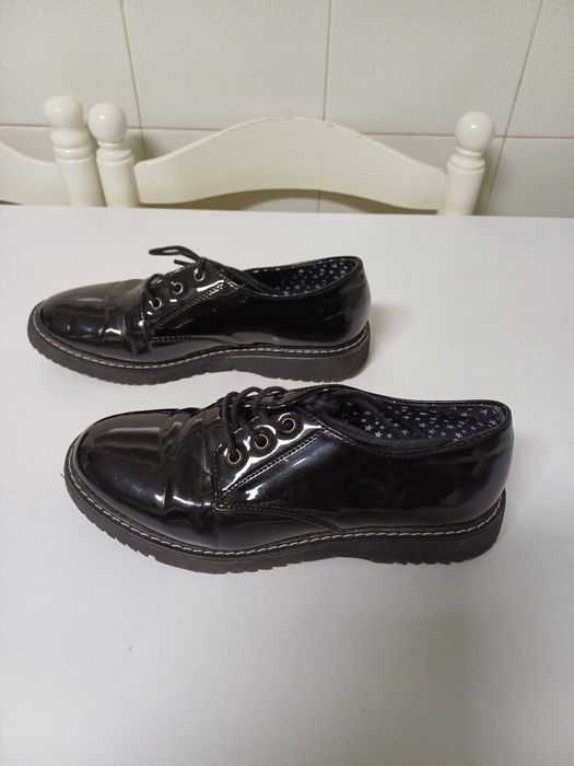 Sapatos RR pretos Nº36