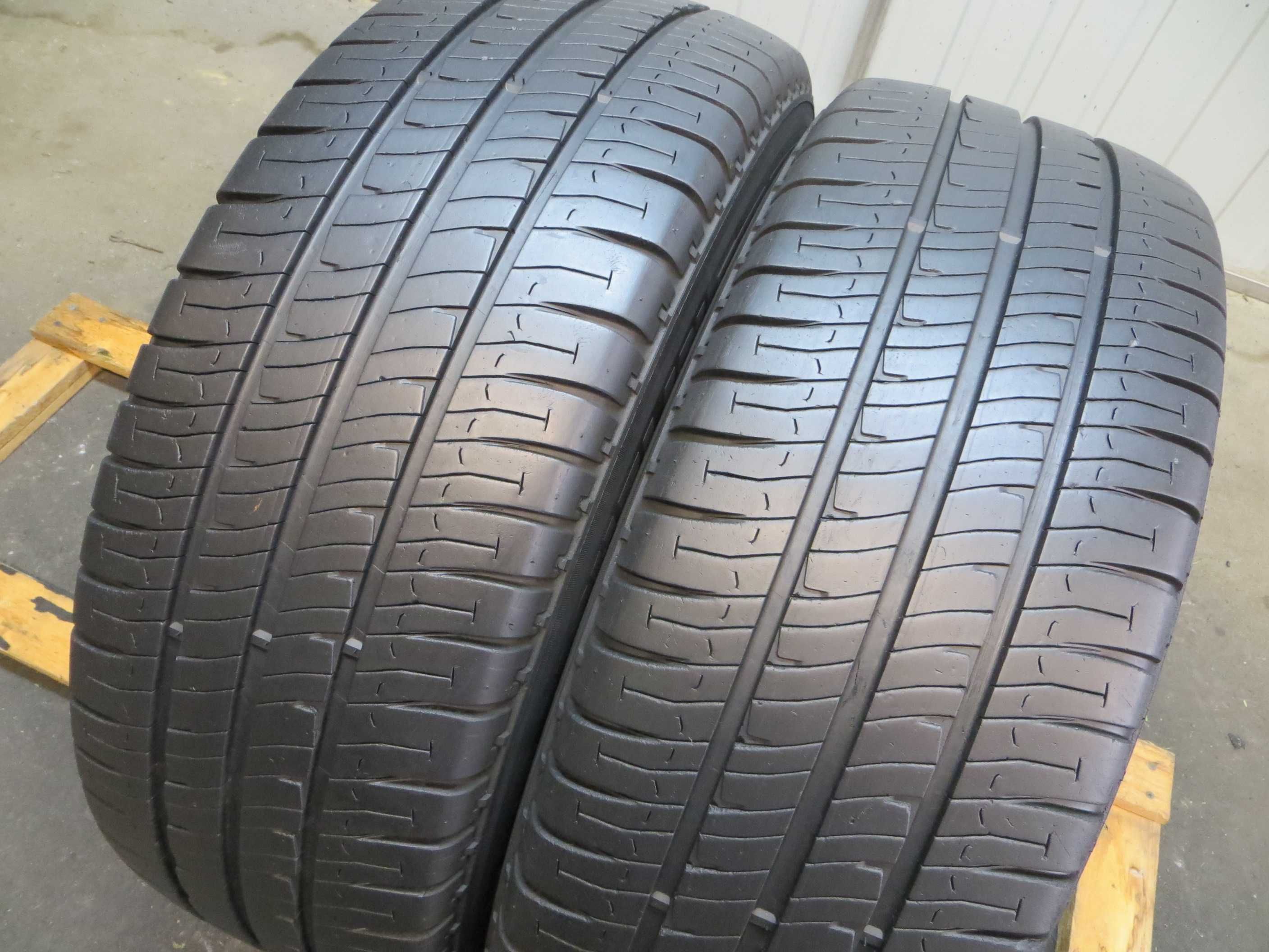 Opony Michelin Bus Dostawczy 235/65/16C cena za 2 szt.