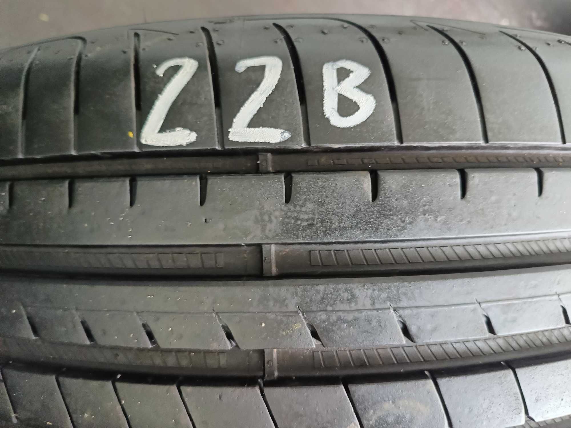 2X 235/45R18 94W GOODYEAR 2023