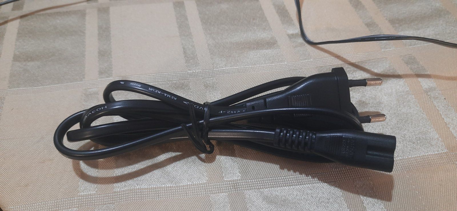 НОВЫЙ, магнитофон SHARP-CD130H.