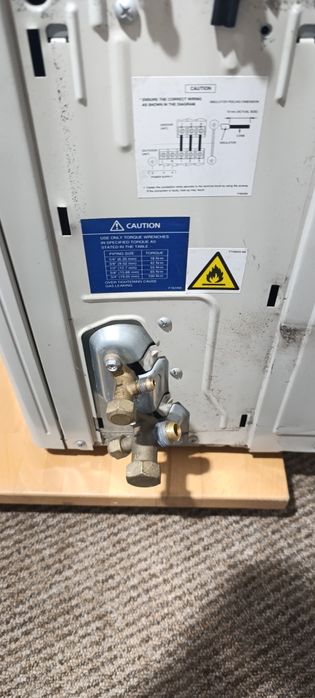 Klimatyzacja zewnętrzna Panasonic 5KW z funkcją grzania.