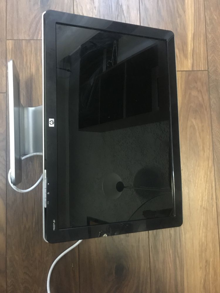 Монитор бу 22" HP w2216v