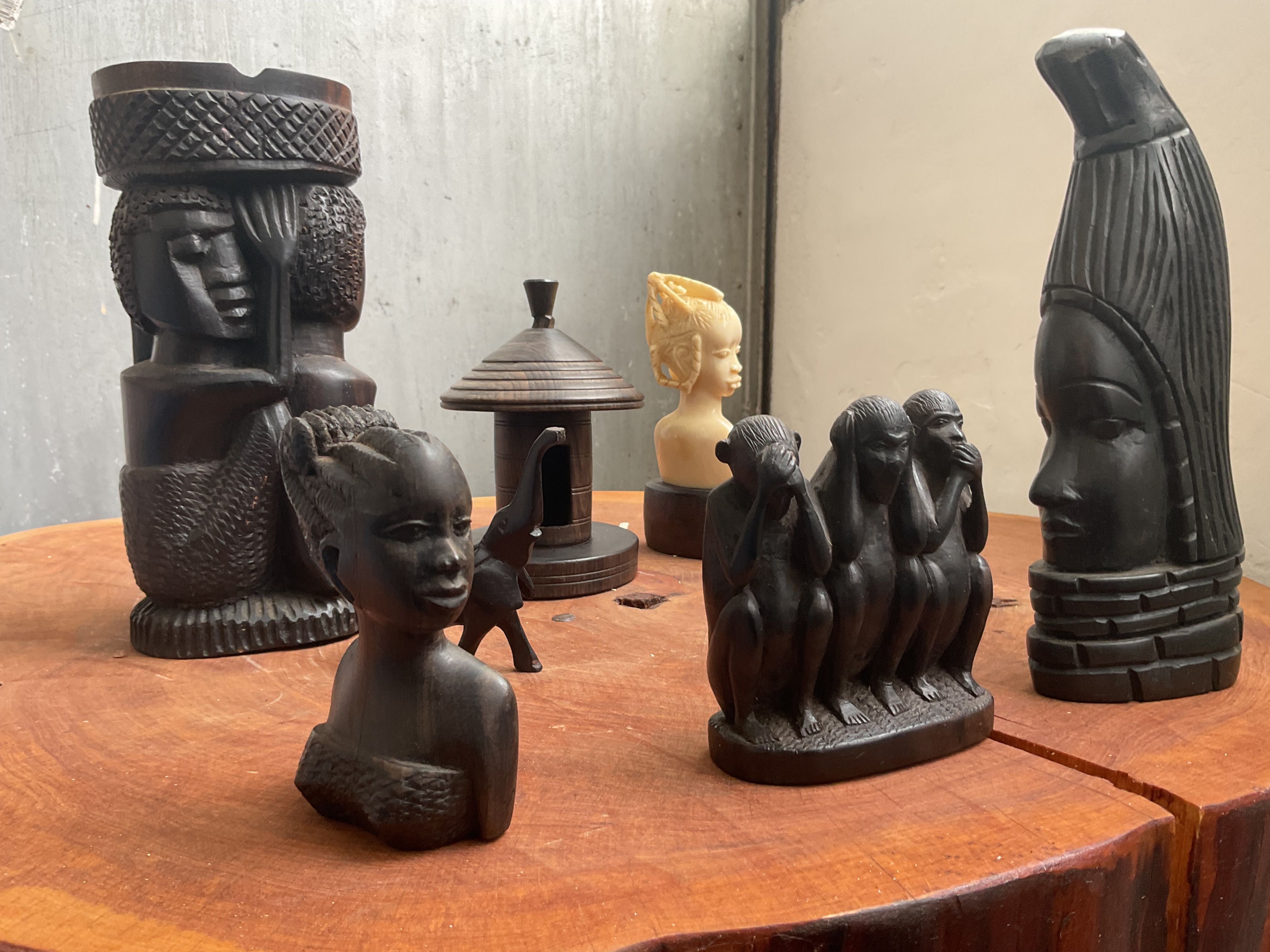 Estatuetas africanas