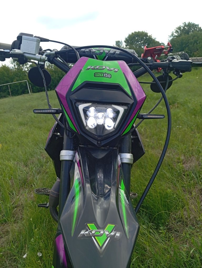 Продаю питбайк Kovi 150 pit 17/14.