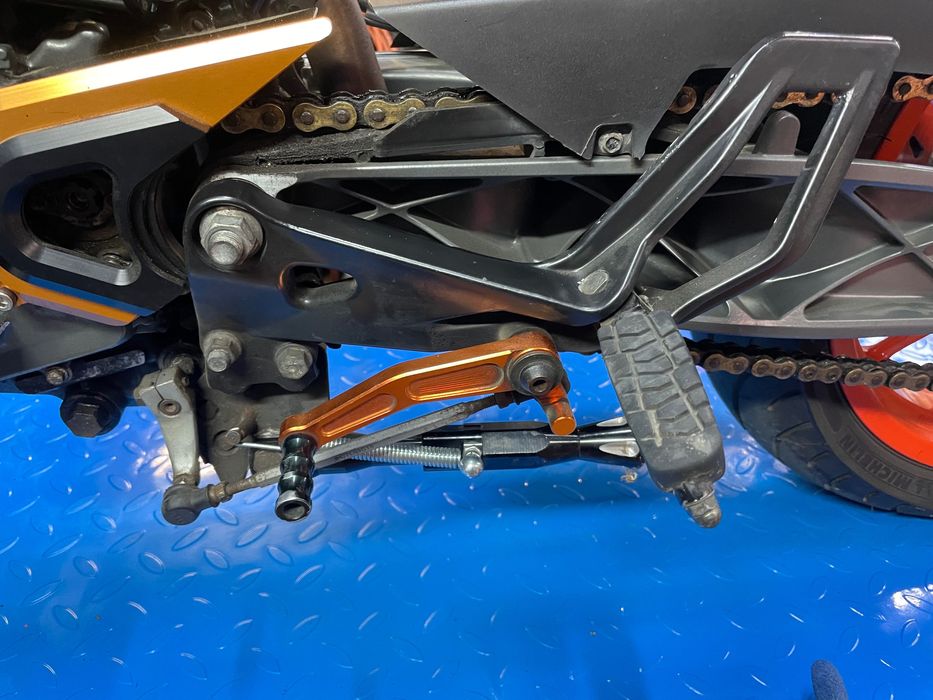 sety kierowcy ktm rc 125 390 komplet 2szt