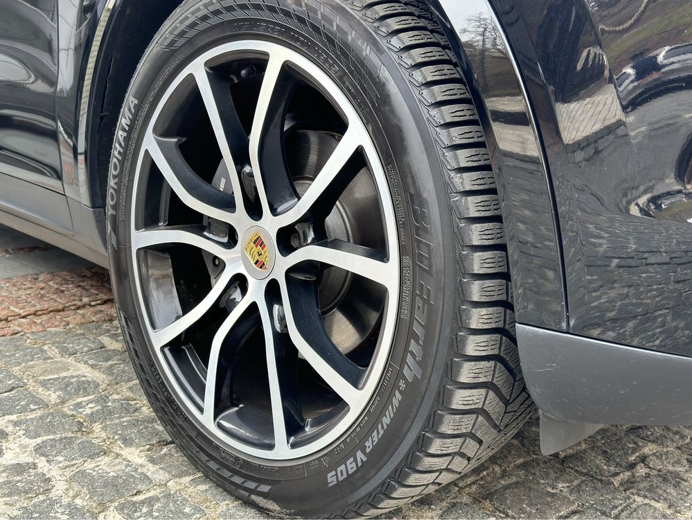 Продаж Porsche Cayenne 2019року, можливий обмін на нерухомість в Києві