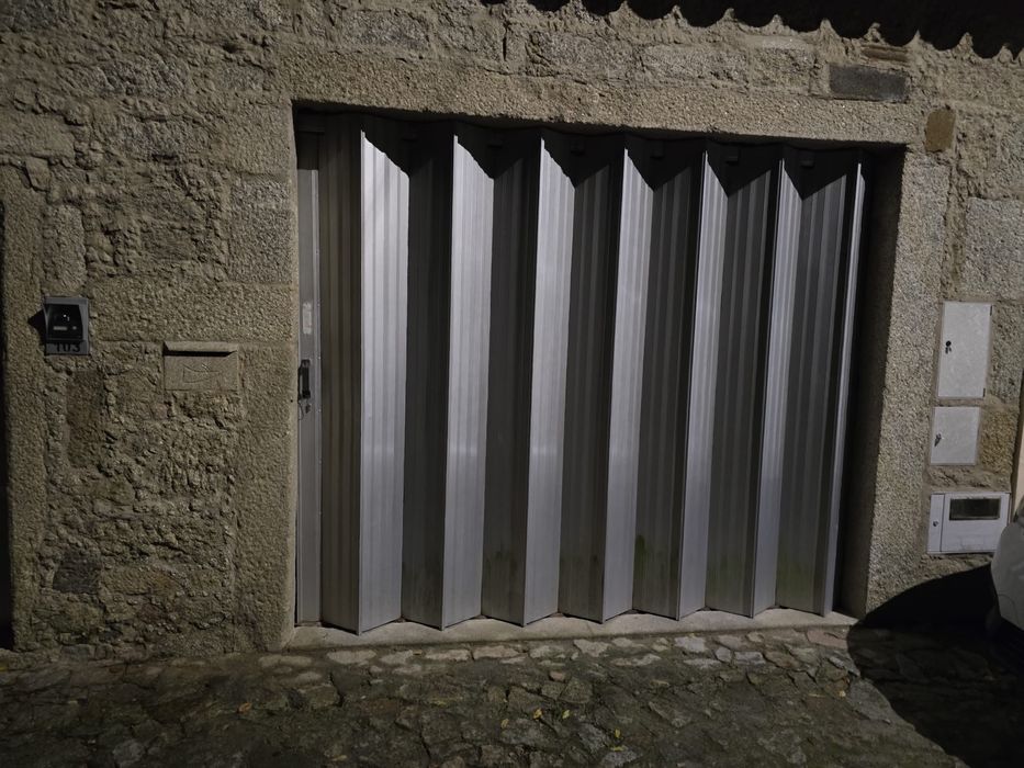 Portao de fole com motor eletrico