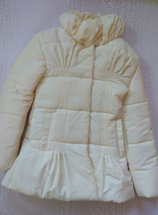 Стильная курточка для девочки 10 - 12 лет на рост 146 - 152