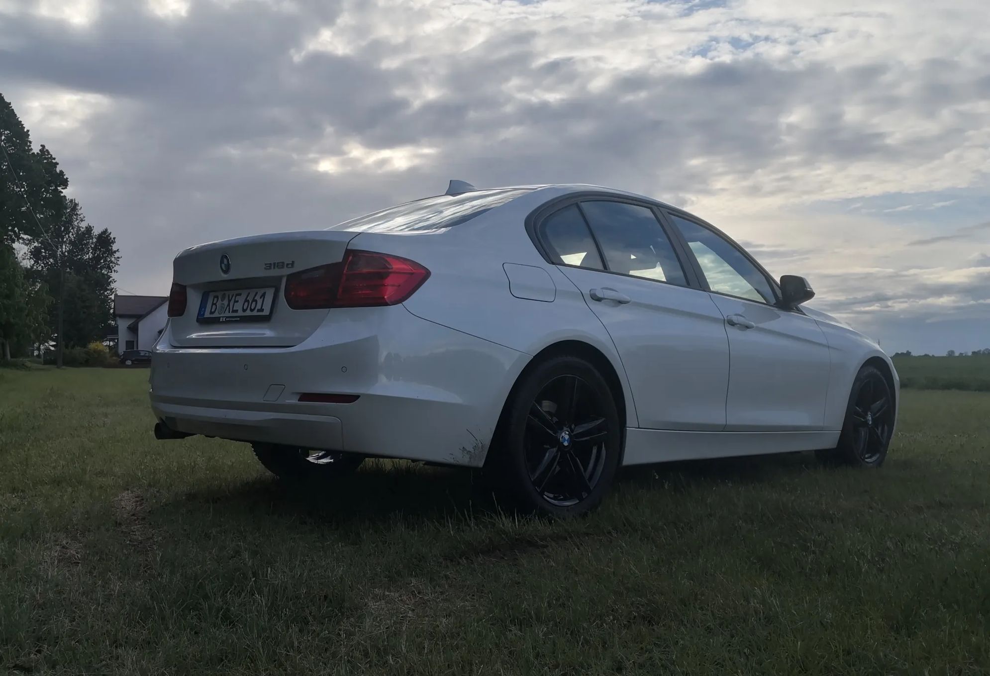 BMW Seria 3 Biała perła navi