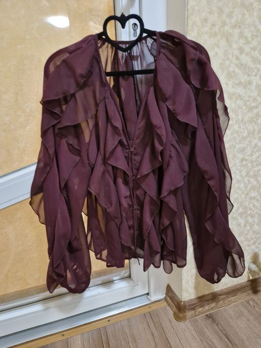 Нова бордова блузка — стильняч, вільний крій