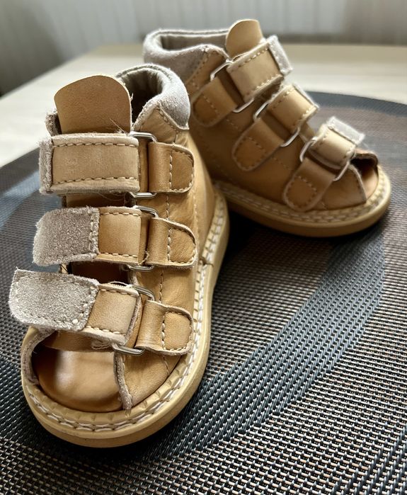 Босоніжки 19 розмір шкіра