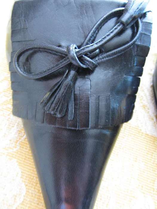 Sapatos clássicos da Zara em pele