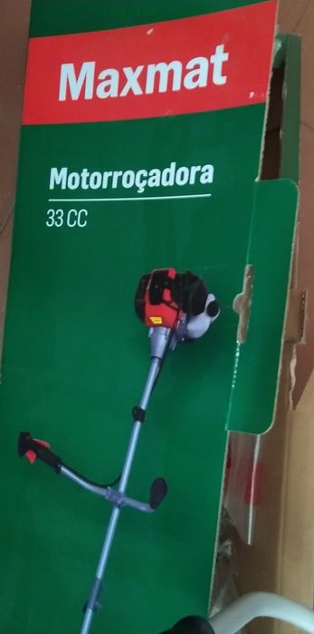 Motorroçadora 33c menos de 4 horas de uso