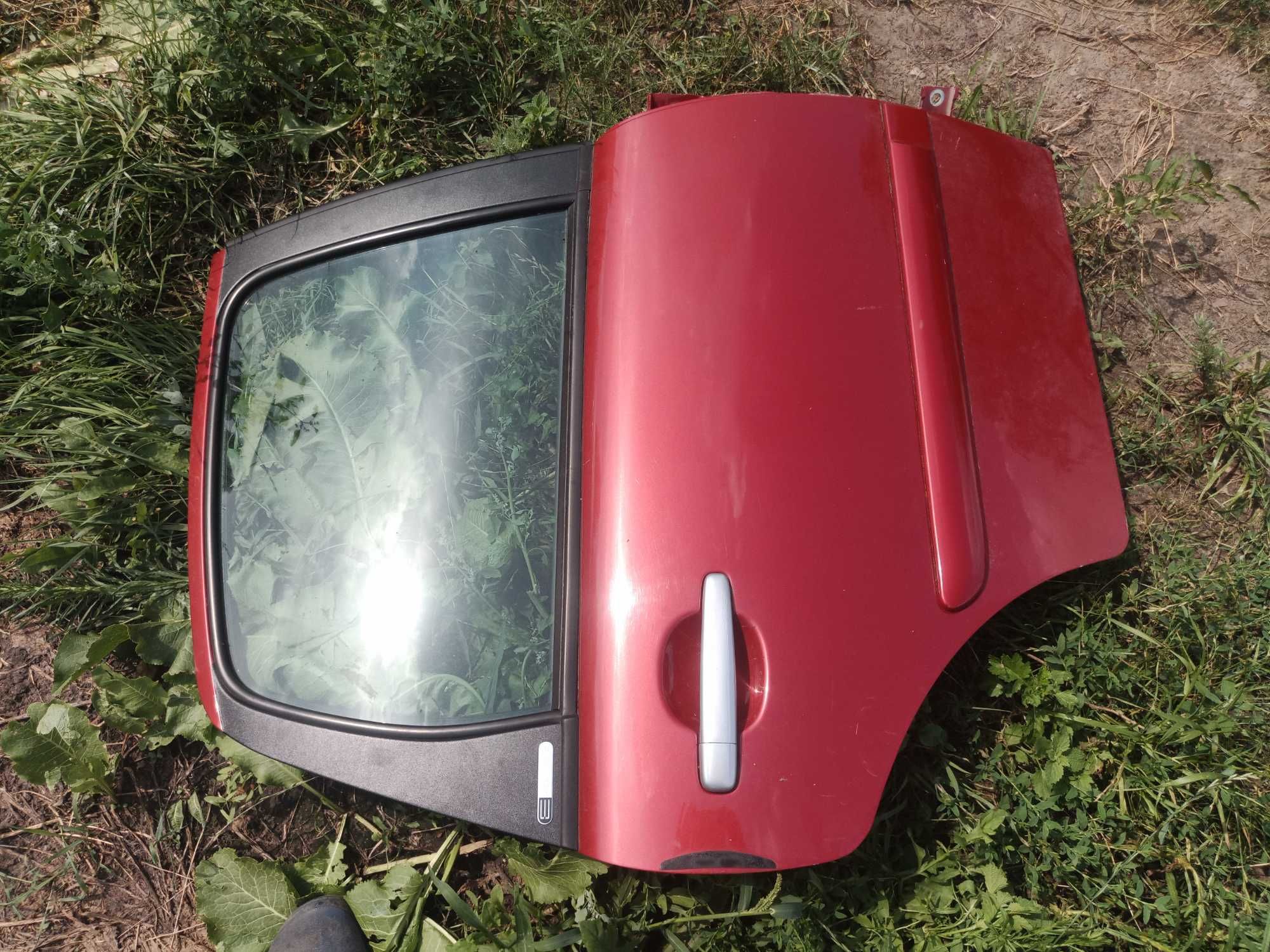 Drzwi tył tylne Citroen C3