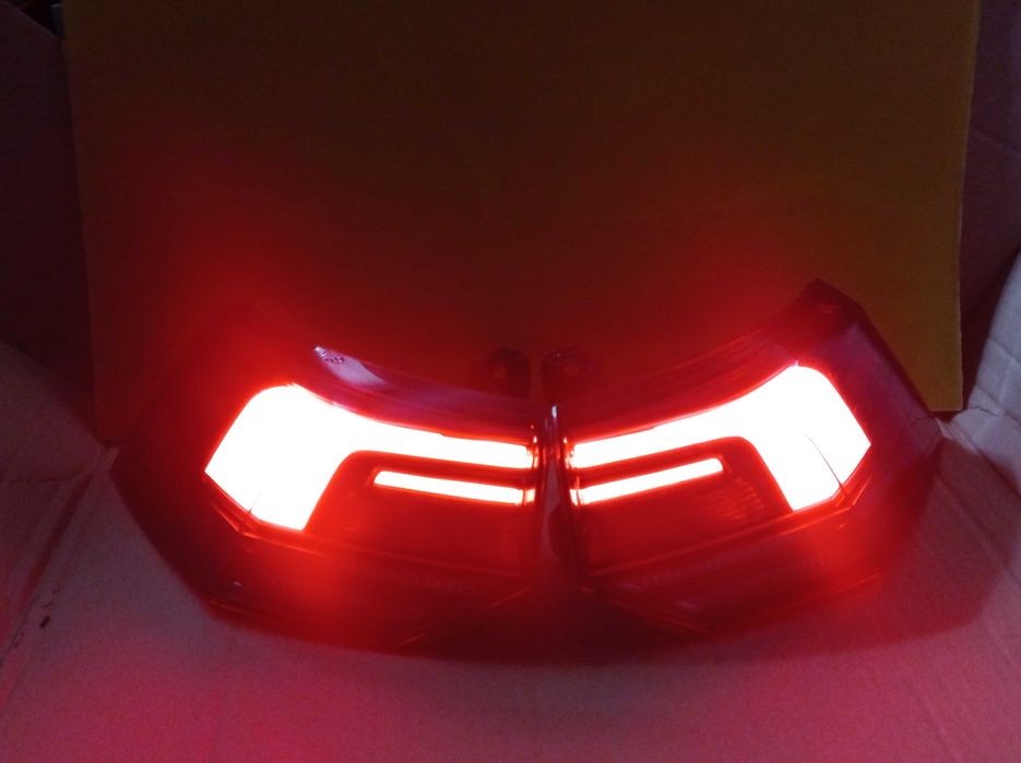 Tylne światła LED  VW Golf 8