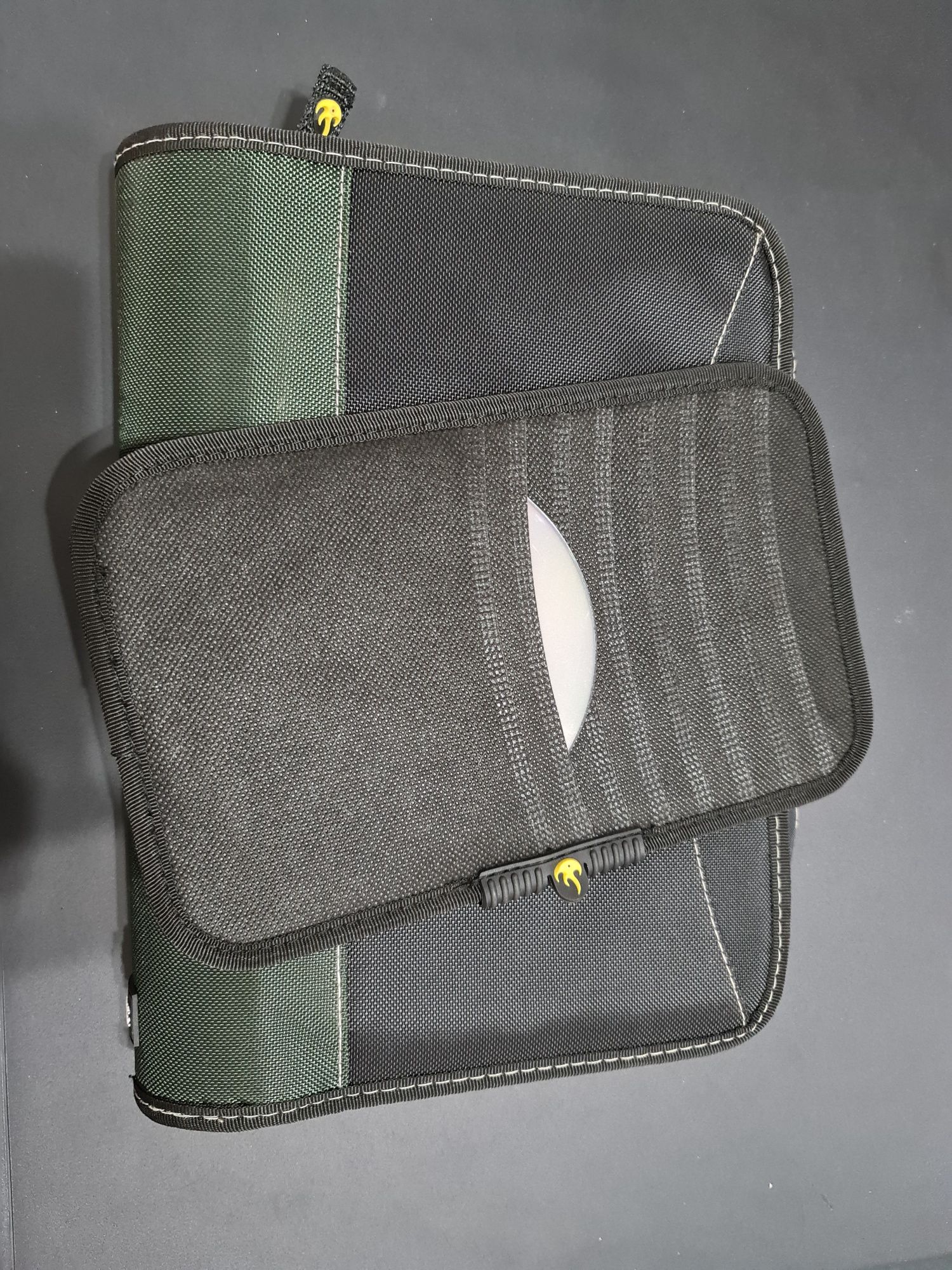 Estojo CDs Case Logic NOVO