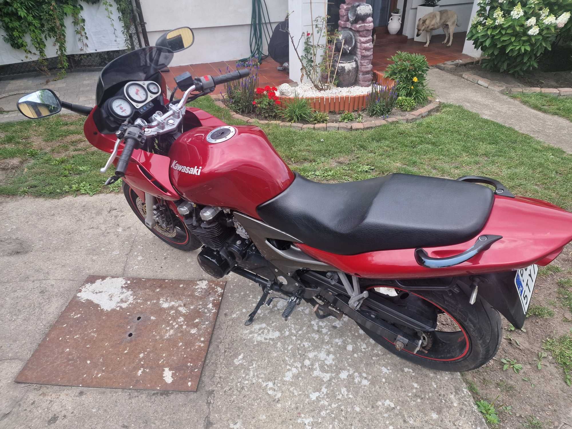 Kawasaki ZR-7 750