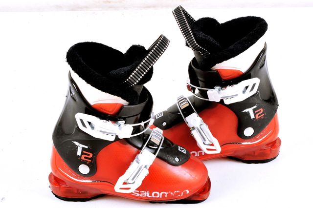 [NartyRopczyce] Buty narciarskie SALOMON T2 JR czerwone r.21 (32,5) Z4