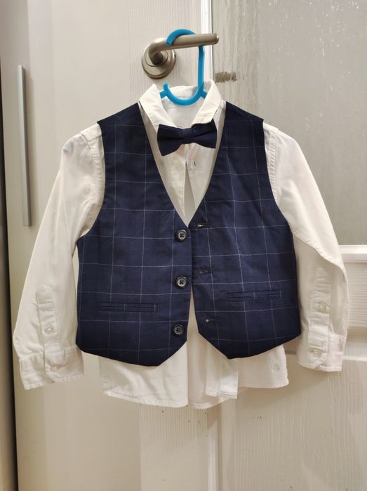 Elegancki garnitur dla chłopca r. 104