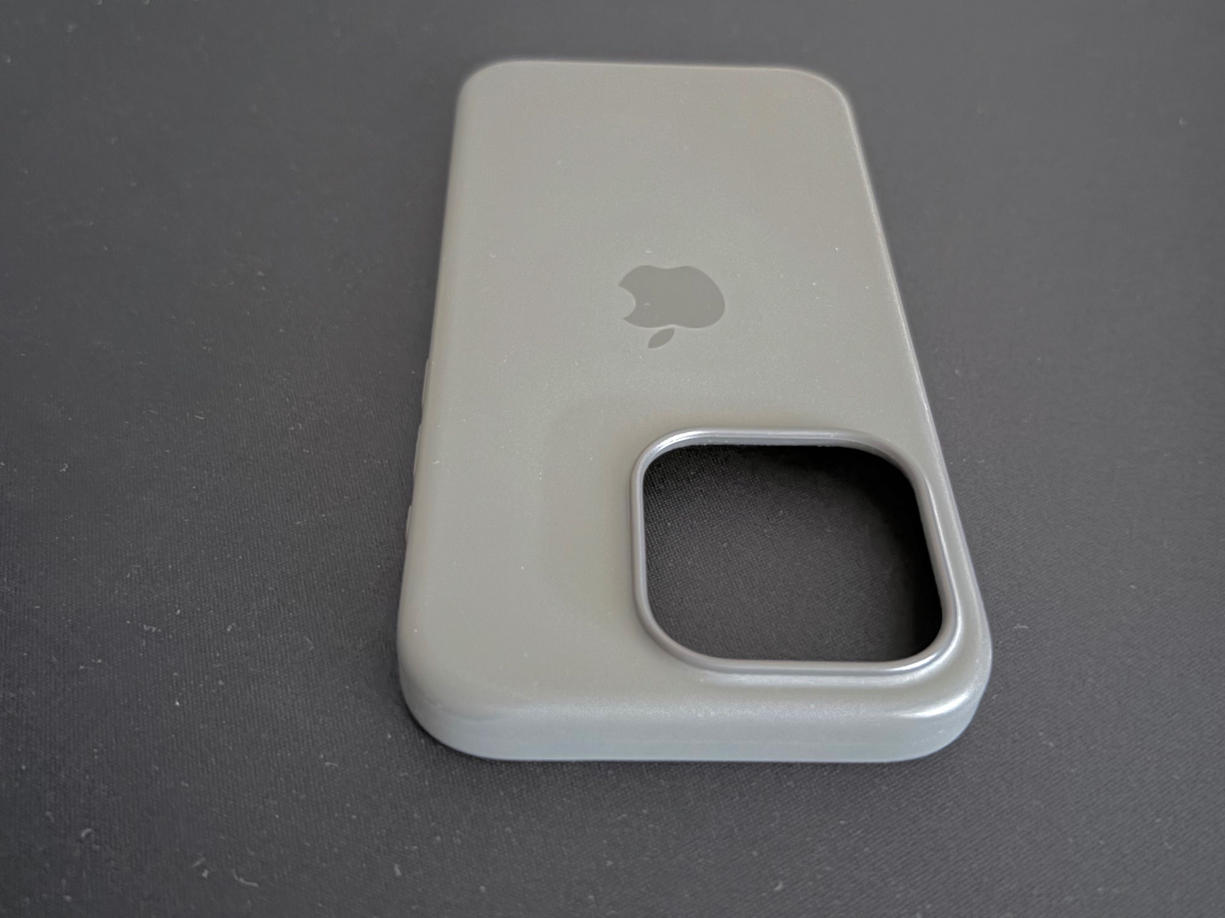 Capa Silicone Apple Original com MagSafe para iPhone 15 Pro