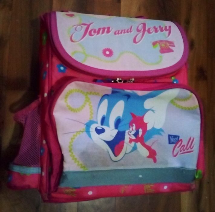 Рюкзак школьный каркасный