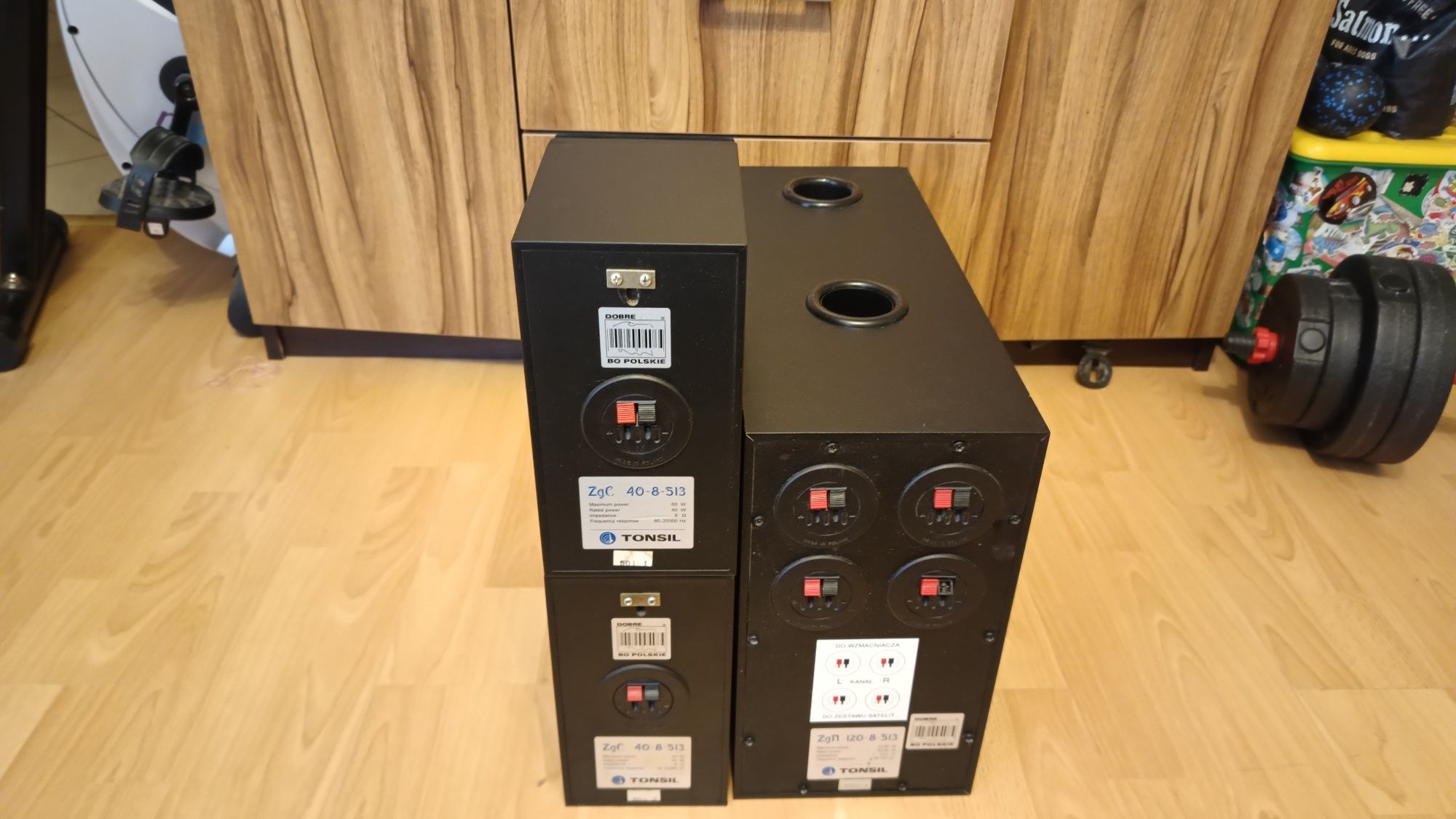 Zestaw głośników Tonsil dwa razy monitory ZgC 40-8-513 oraz subwoofer