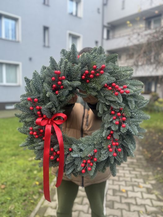 Świąteczny wianek z żywego nobilisu 55 cm