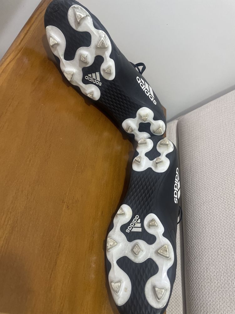 Chuteiras Adidas