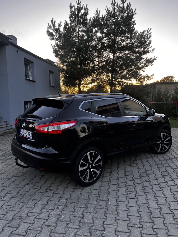 Qashqai Tekna 1.6 dci 130km panorama