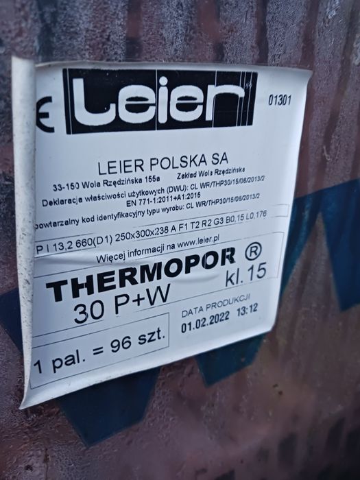 Pustaki Leier Termopor 30 p+w