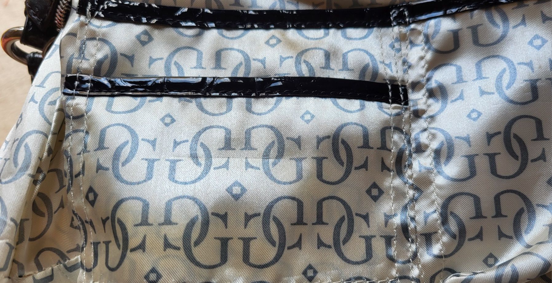 Torebka czarna elegancka guess