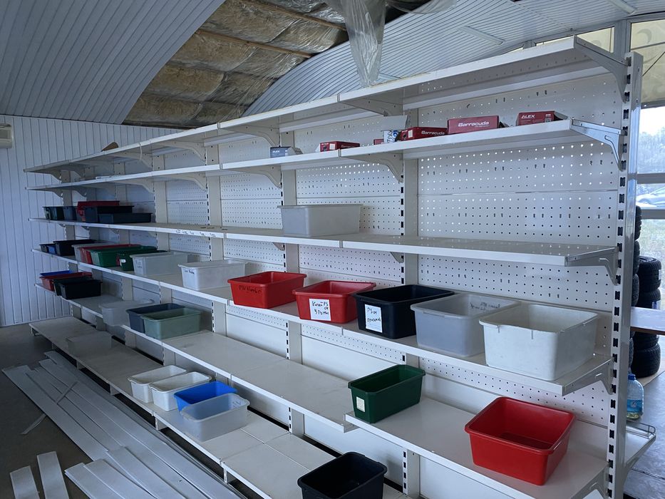 стеллажи металлические витрина