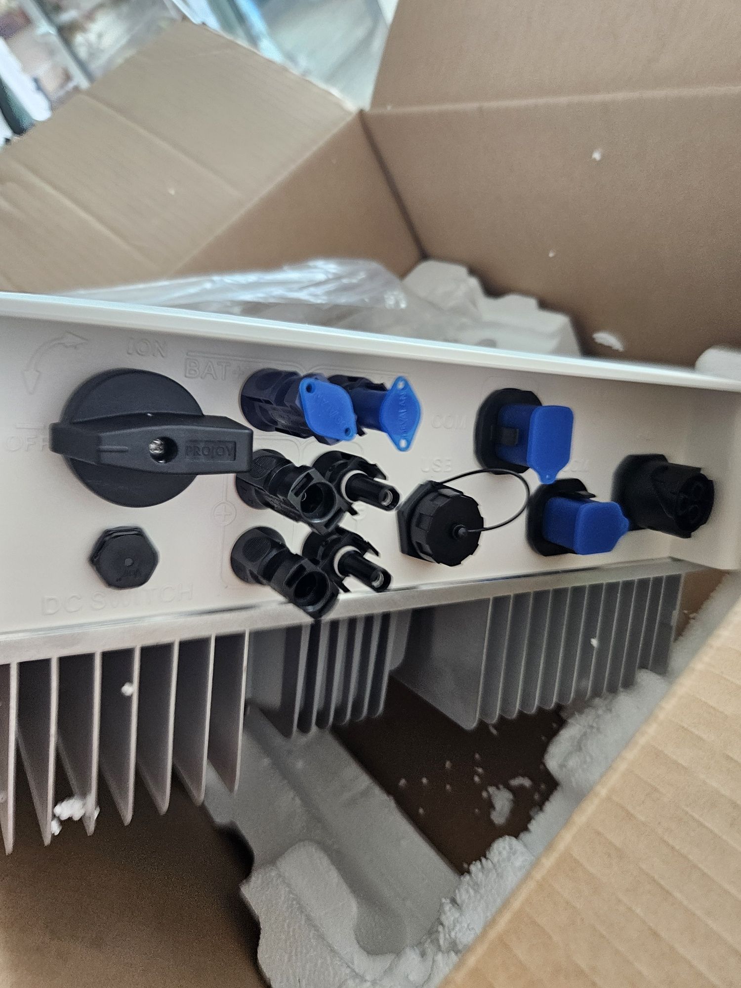 Inversor hibrido Growatt Mod Min 3000TL-XH