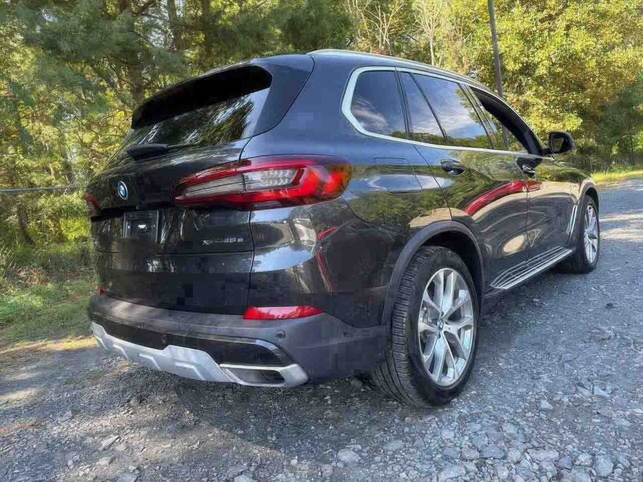 BMW X5 xDrive45e      2022