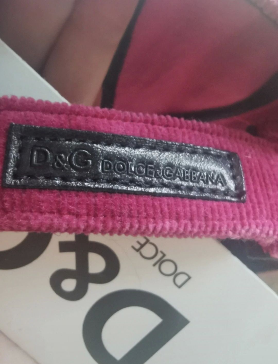 Dolce & Gabbana oryginał 1000 %kaszkiet z daszkiem. Rozm S