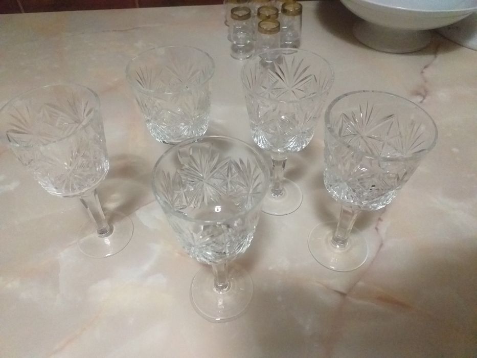 Фужеры хрустальные.