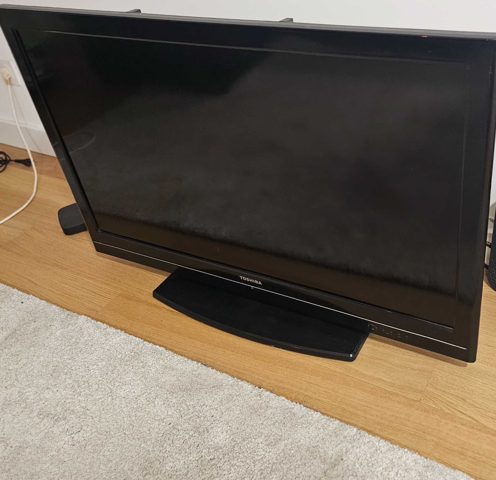 Televisão Toshiba 45 "