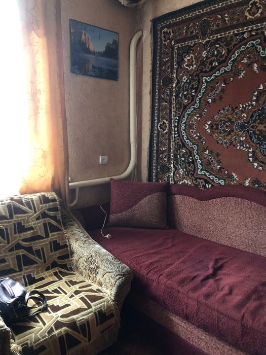 Будинок  в центрі села
