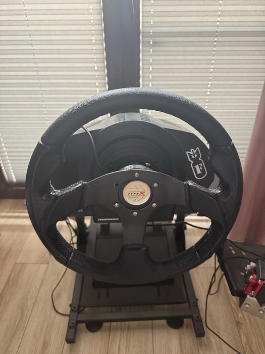 Kierownica ThrustMaster t300 rs