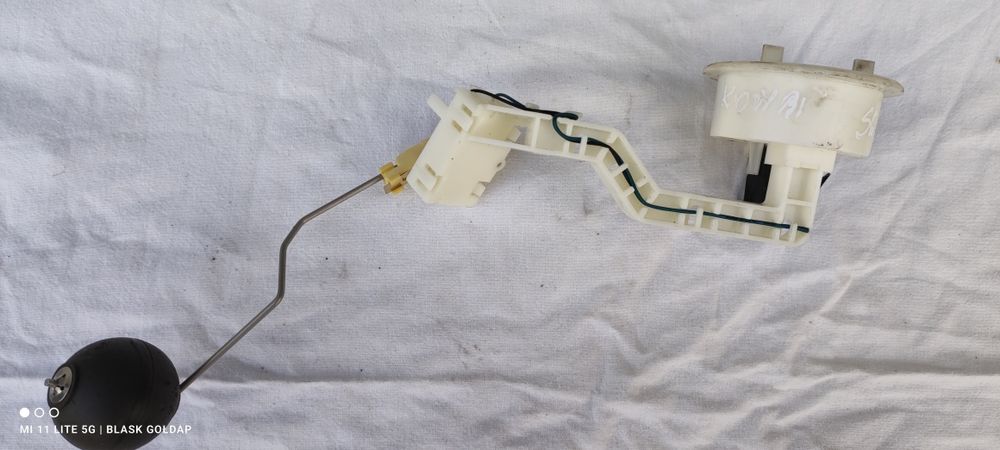 Czujnik Poziomu Paliwa w Zbiorniku Audi S6 4.2 Q 340 KM Automat 2000 r